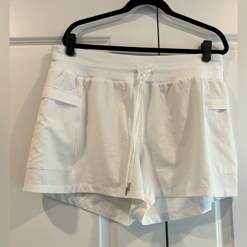 New without tags Calia Women's White Drawstring Shorts
